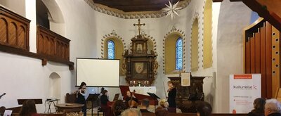 Die Stadkirche Wahrenbr&uuml;ck  (Bild vergr&ouml;&szlig;ern)