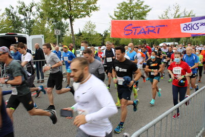 Foto des Albums: 32. Lauf der Sympathie - Traditioneller Lauf von Falkensee nach Spandau