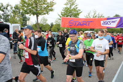 Foto des Albums: 32. Lauf der Sympathie - Traditioneller Lauf von Falkensee nach Spandau