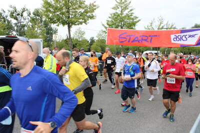 Foto des Albums: 32. Lauf der Sympathie - Traditioneller Lauf von Falkensee nach Spandau