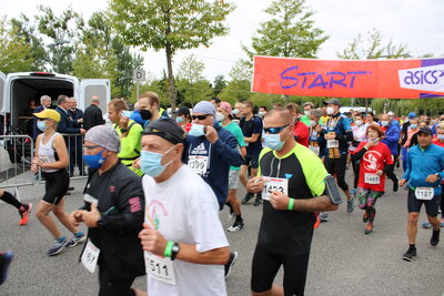 Foto des Albums: 32. Lauf der Sympathie - Traditioneller Lauf von Falkensee nach Spandau