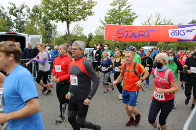 Foto des Albums: 32. Lauf der Sympathie - Traditioneller Lauf von Falkensee nach Spandau