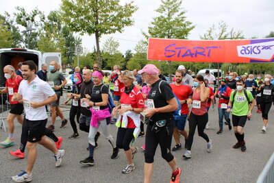 Foto des Albums: 32. Lauf der Sympathie - Traditioneller Lauf von Falkensee nach Spandau
