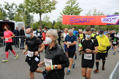 Foto des Albums: 32. Lauf der Sympathie - Traditioneller Lauf von Falkensee nach Spandau