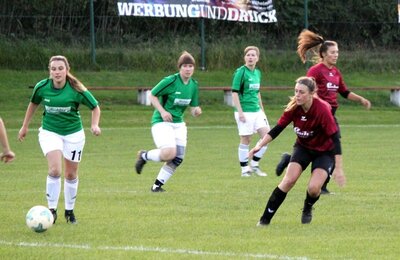 Foto des Albums: FG Damen - SGM TSV Aitrach/SV Tannheim 4:5 (22. 09. 2021)