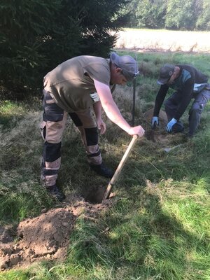 Mitarbeiter der BBI bei den ersten Arbeiten  (Bild vergr&ouml;&szlig;ern)