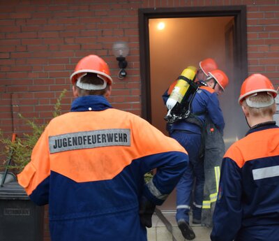 Foto des Albums: Berufsfeuerwehrtag der Jugendfeuerwehr im Löschzug Hörstel