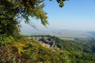Fernsicht vom Wei&szlig;en Stein  (Bild vergr&ouml;&szlig;ern)