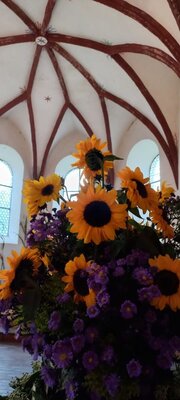 Foto des Albums: Erntedank im Ethikunterricht- Besuch der Kirche Klassen 3a & 3b (14. 10. 2021)