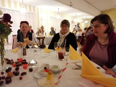 Foto des Albums: Ein Wiedersehen-Treffen mit allen LandFrauen