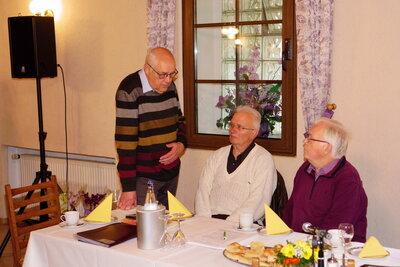 Vorstand - Bild 2  (Bild vergr&ouml;&szlig;ern)