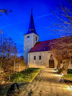 Foto des Albums: Kirche Angern (27. 10. 2021)