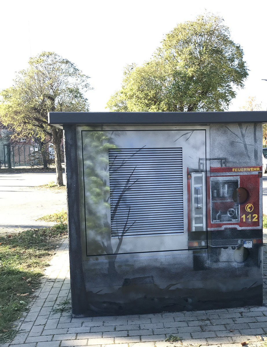 Bild: Gestaltung Trafostation Sernowstraße (Foto 2: e.dis)
