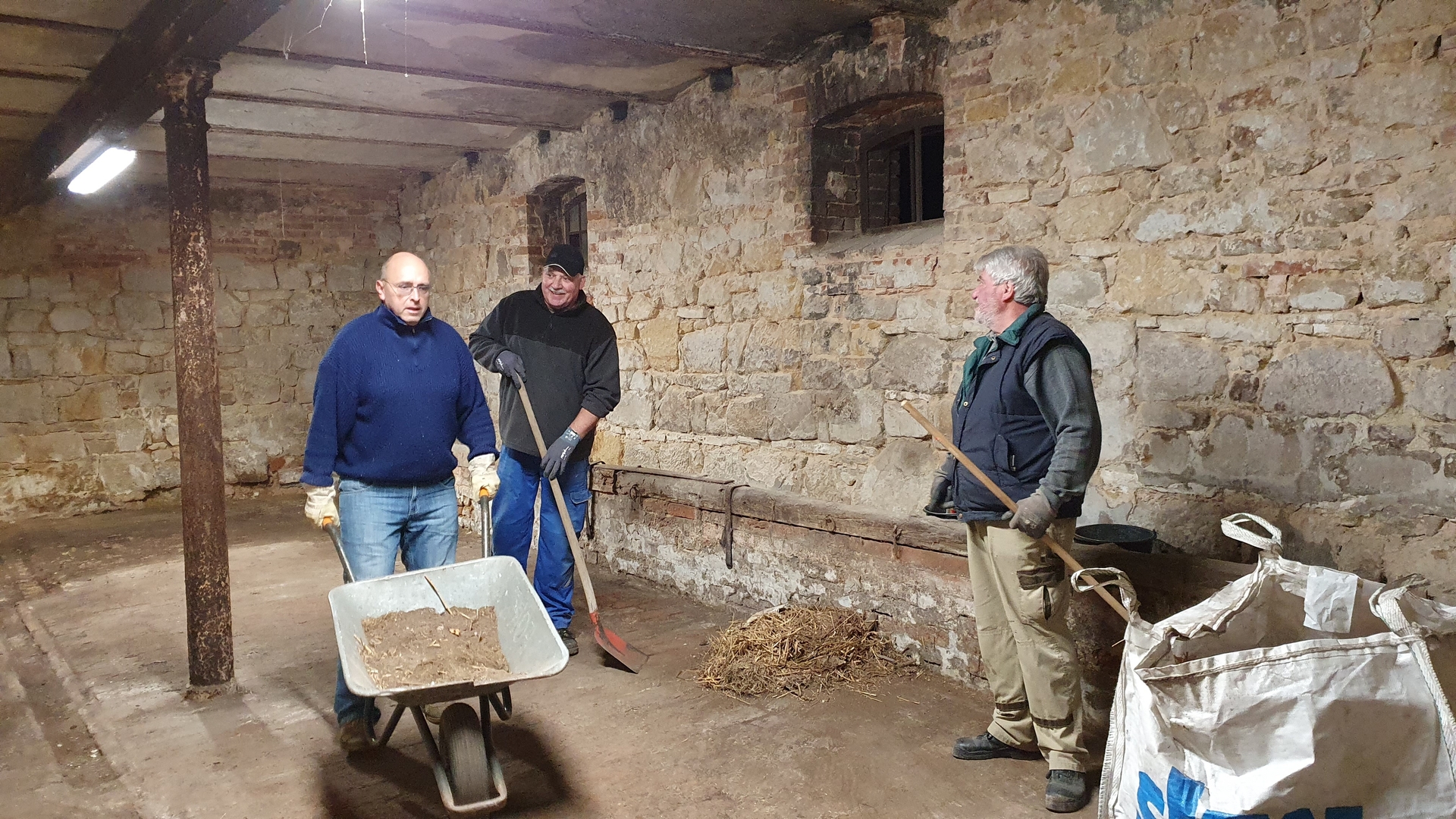 Bild : Arbeitseinsatz Schielehof