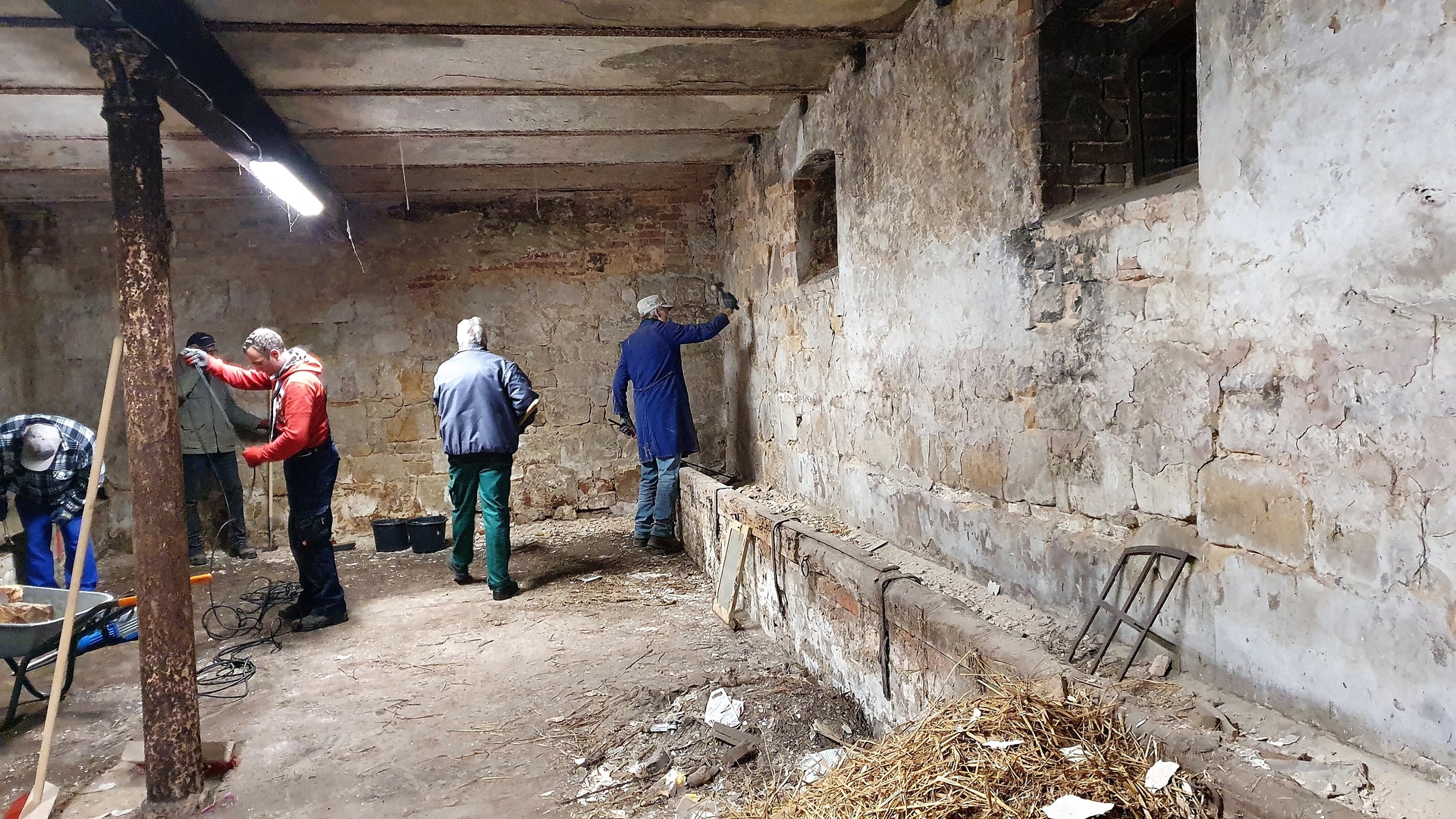 Bild : Arbeitseinsatz Schielehof