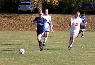 Foto des Albums: FG Herren III - SV Kehlen III 3:2 (03. 11. 2021)