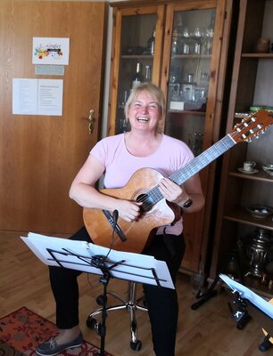 Foto des Albums: Gitarrenworkshop der Mosaic Guitars