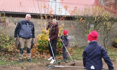 Foto des Albums: Arbeitseinsatz/Herbstputz