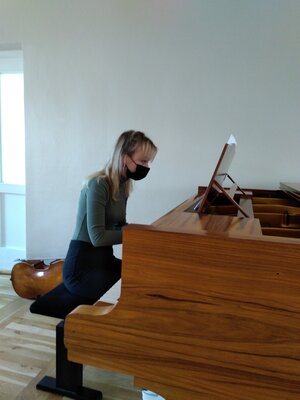 Foto des Albums: Saalstunde