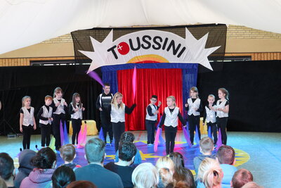 Foto des Albums: Zirkusprojekt 2021 Gruppe B