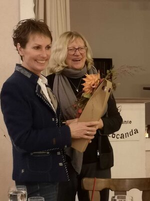 Foto des Albums: Versammlung mit Referentin Brigitte Becker zum Thema: Die Sprache des Körpers