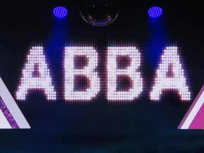 Foto des Albums: ABBA – The Tribute Concert performed by ABBAMUSIC