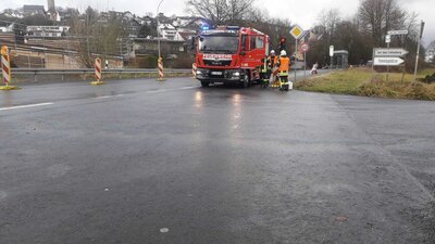 Foto des Albums: Öl nach Verkehrsunfall - Wetzlarer Straße