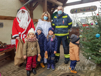 In der Kita Kinderland freuten sich die Kinder &uuml;ber den &uuml;berraschenden Besuch. Foto: Franziska Liebing  (Bild vergr&ouml;&szlig;ern)