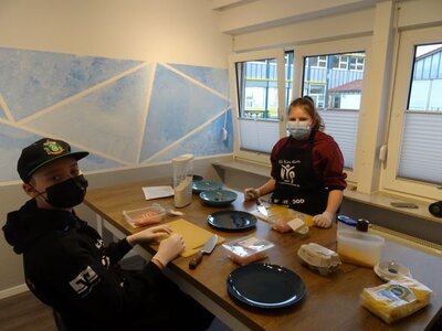 Foto des Albums: Chicken Nuggets mit Kartoffelspalten