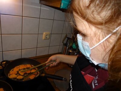 Foto des Albums: Chicken Nuggets mit Kartoffelspalten