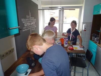 Foto des Albums: Sommerferienaktion: Backen mit Kids