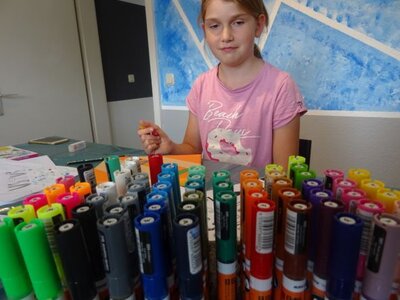 Foto des Albums: Sommerferienaktion: Leinwand gestalten mit Kids