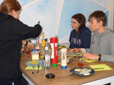 Foto des Albums: Teenie-Arbeits-Übernachtungsaktion