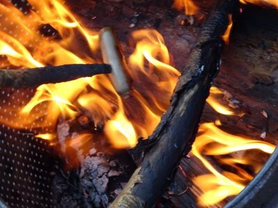 Foto des Albums: Feuertonne