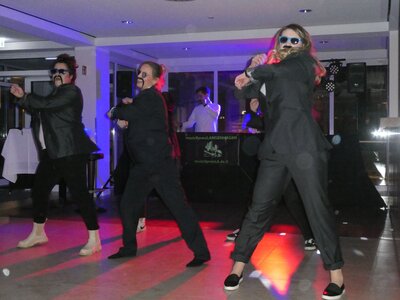 Foto des Albums: Sportlerball