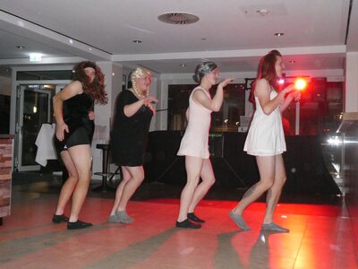 Foto des Albums: Sportlerball