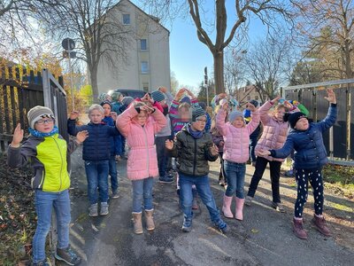 Foto des Albums: Aqualino zu Besuch in der 1. Klasse