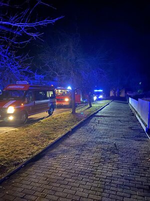 Foto des Albums: B 3 - Heckenbrand am Gebäude