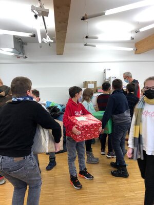 Foto des Albums: Weihnachtspäckchenaktion