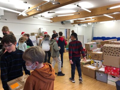 Foto des Albums: Weihnachtspäckchenaktion