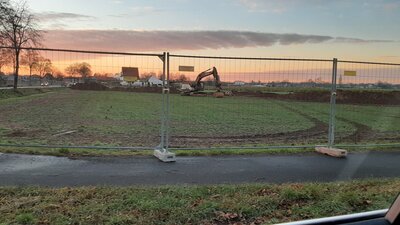 Baustelle aus Richtung M&uuml;hlenstra&szlig;e am 11.01.2022  (Bild vergr&ouml;&szlig;ern)