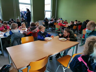 Fotoalbum Eröffnung der Schulspeisung in Glöwen