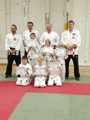 Foto des Albums: Erfolgreiche Kinderprüfungen in der Kampfkunstschule Artern e.V.