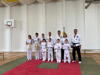 Foto des Albums: Vereinsprüfungen in der Kampfkunstschule Artern e.V.