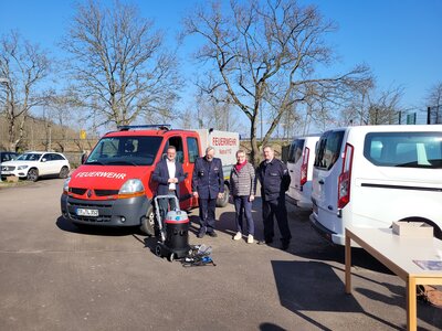 Foto des Albums: Übergabe Feuerwehrsauger