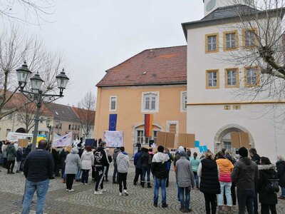 Foto des Albums: Friedenskundgebung - am 04.03.2022 auf dem Marktplatz Bad Tennstedt