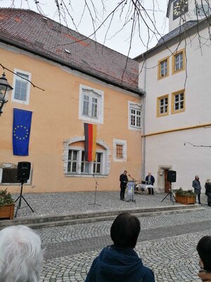 Foto des Albums: Friedenskundgebung - am 04.03.2022 auf dem Marktplatz Bad Tennstedt