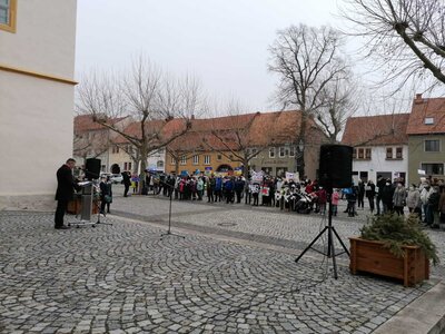 Foto des Albums: Friedenskundgebung - am 04.03.2022 auf dem Marktplatz Bad Tennstedt