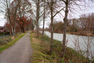 Mittellandkanal  (Bild vergr&ouml;&szlig;ern)