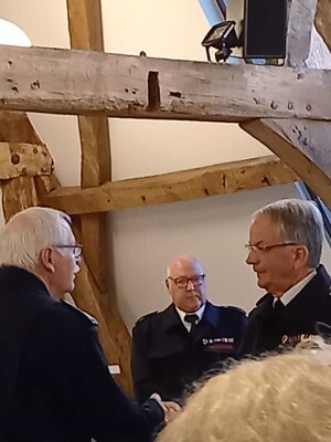 Ehrung (Foto: LE Karken)  (Bild vergr&ouml;&szlig;ern)